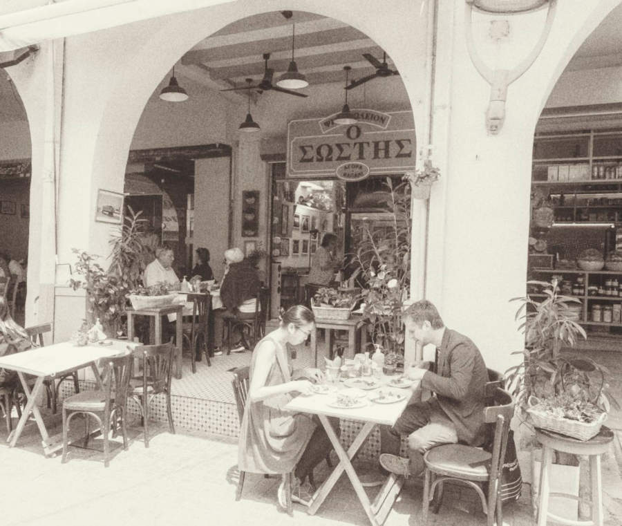 Εστιατόριο – Ταβέρνα