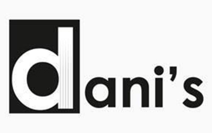 Γυναικεία Ενδύματα